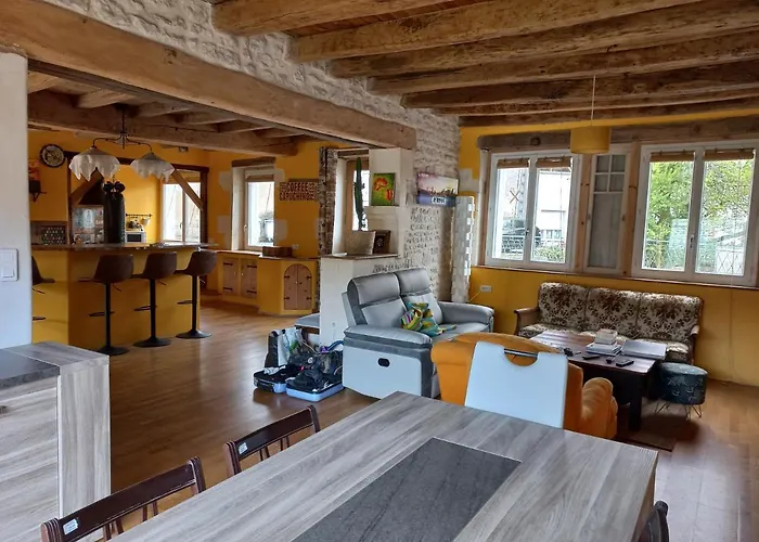 Le Moulin D'errol Villa Saint-Jean-dʼAngély